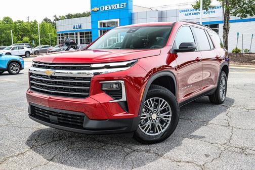 2025 Chevrolet Traverse LT
