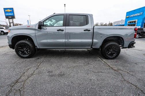 2025 Chevrolet Silverado 1500 Custom Trail Boss