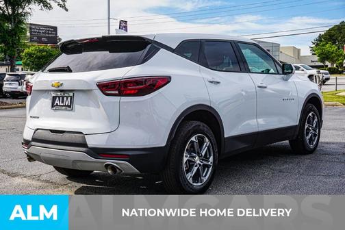 Summit White 2025 Chevrolet Blazer LT