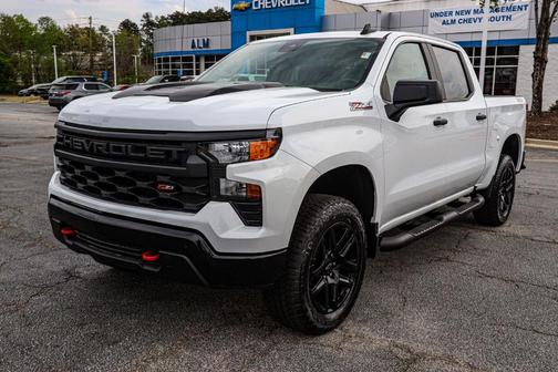 2025 Chevrolet Silverado 1500 Custom Trail Boss