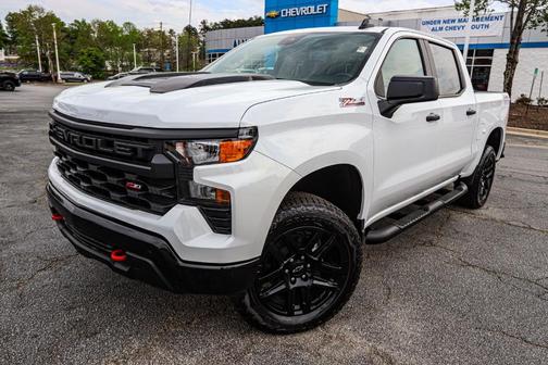 2025 Chevrolet Silverado 1500 Custom Trail Boss