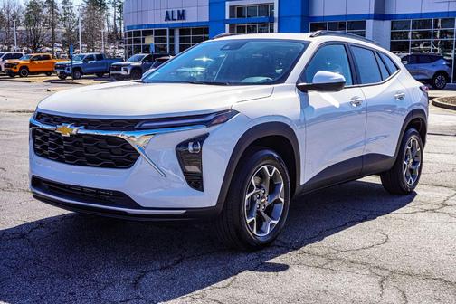 2025 Chevrolet Trax LT