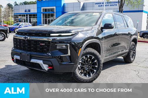 Mosaic Black Metallic 2024 Chevrolet Traverse Z71