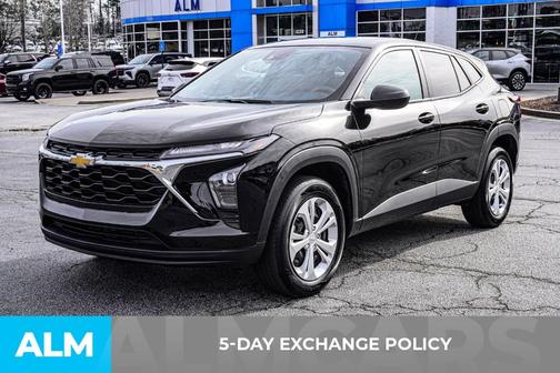2025 Chevrolet Trax LS