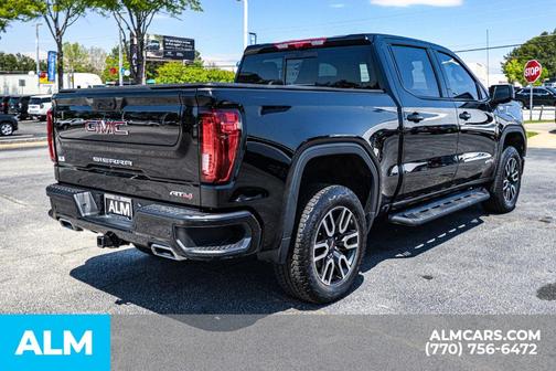 2024 GMC Sierra 1500 AT4