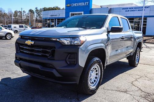 2025 Chevrolet Colorado WT