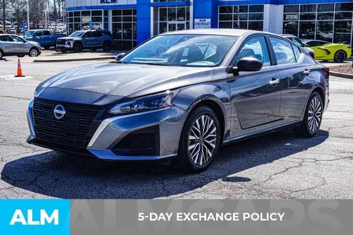 2025 Nissan Altima SV