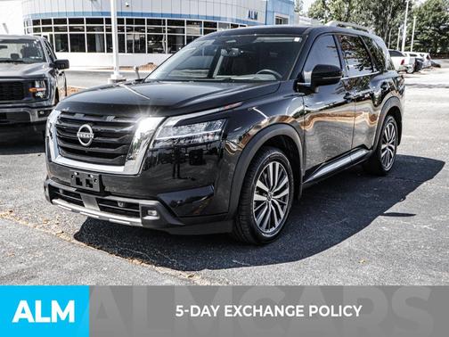 2022 Nissan Pathfinder Platinum