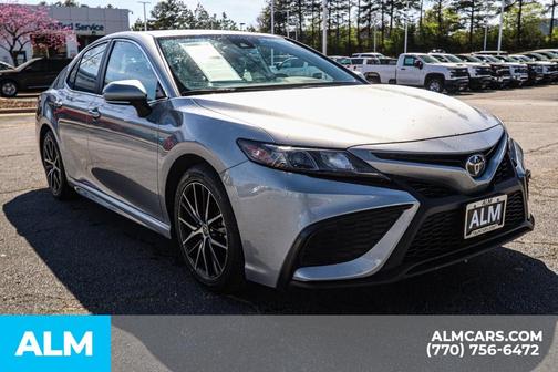 2023 Toyota Camry SE