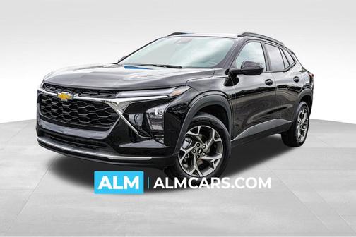 Mosaic Black Metallic 2025 Chevrolet Trax LT