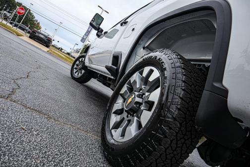 2025 Chevrolet Silverado 2500 Custom