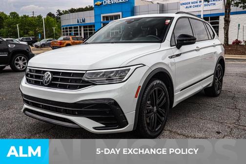 2022 Volkswagen Tiguan 2.0T SE R-Line Black