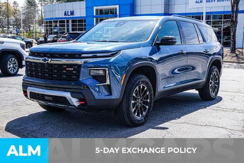 Lakeshore Blue Metallic 2024 Chevrolet Traverse Z71