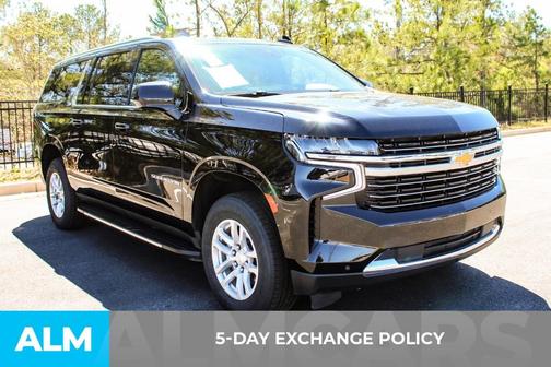 2023 Chevrolet Suburban LT