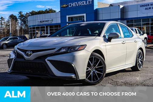 2023 Toyota Camry SE