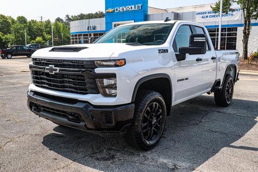 2025 Chevrolet Silverado 2500 Custom