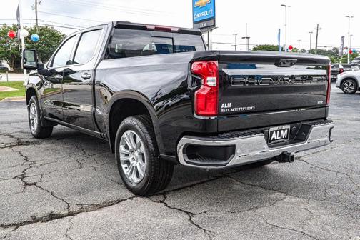 2025 Chevrolet Silverado 1500 LTZ