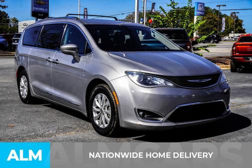 2019 Chrysler Pacifica Touring-L