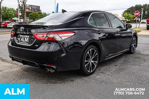 2019 Toyota Camry LE