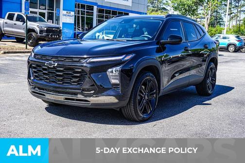 Mosaic Black Metallic 2025 Chevrolet Trax ACTIV