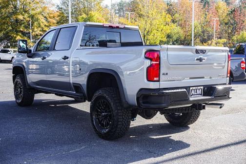 2026 Chevrolet Silverado 2500 ZR2