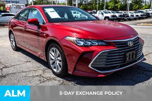 2022 Toyota Avalon XLE