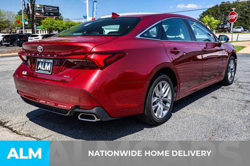 2022 Toyota Avalon XLE