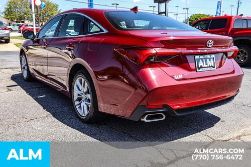 2022 Toyota Avalon XLE