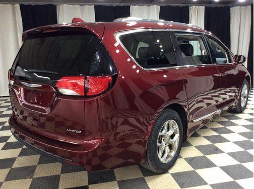 2019 Chrysler Pacifica Limited