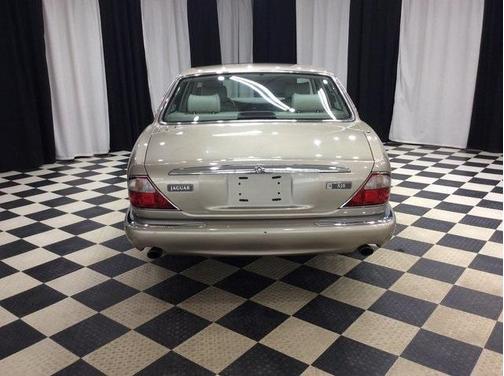 1998 Jaguar XJ8