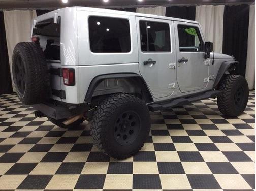2010 Jeep Wrangler Unlimited Sahara