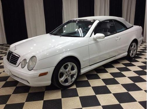 2000 Mercedes-Benz CLK-Class Base