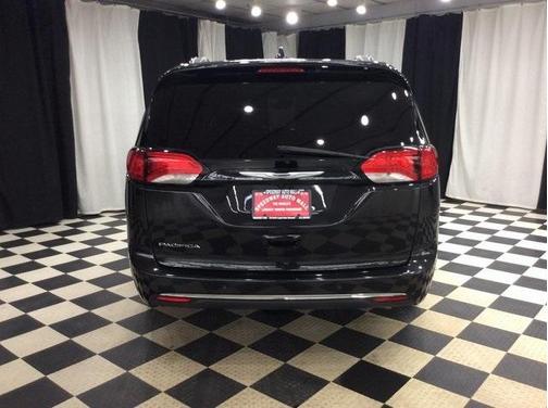 2019 Chrysler Pacifica Touring-L Plus