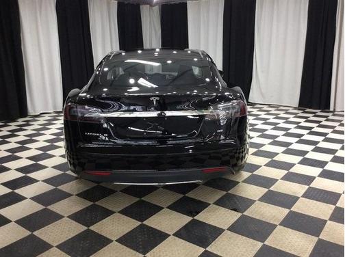 2014 Tesla Model S
