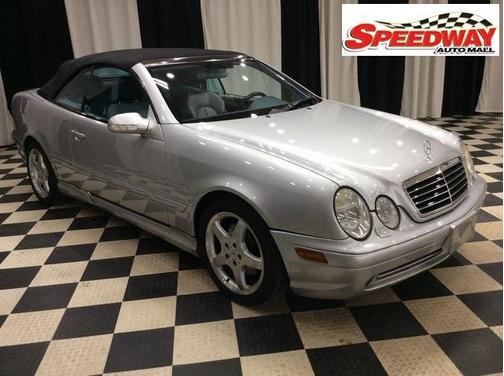 2002 Mercedes-Benz CLK-Class Base