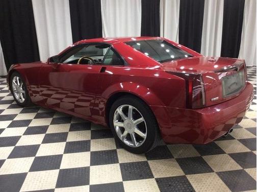 2004 Cadillac XLR Base