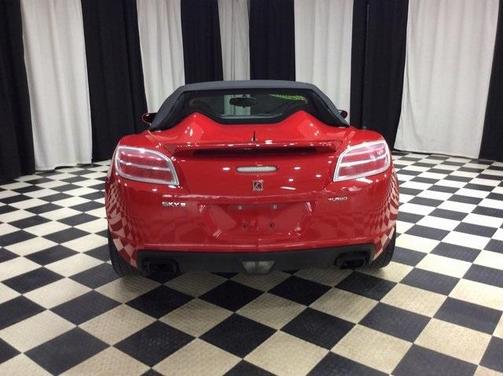 2008 Saturn Sky Red Line