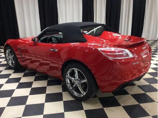 2008 Saturn Sky Red Line