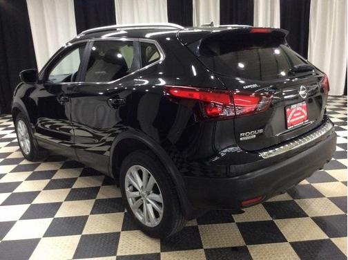 2017 Nissan Rogue Sport SV