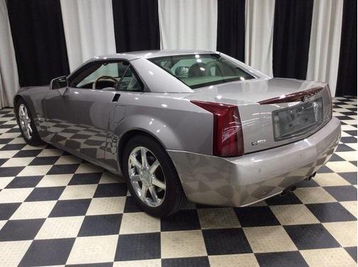 2004 Cadillac XLR Base