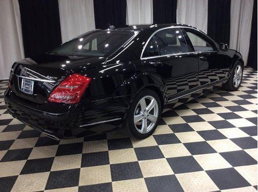 2011 Mercedes-Benz S-Class S 550 4MATIC
