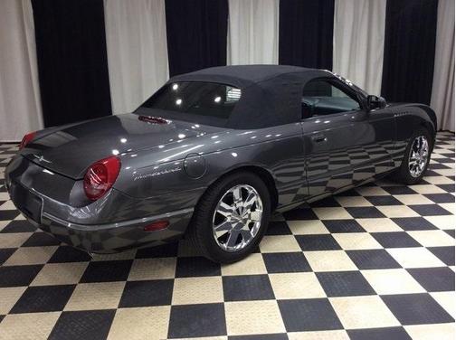2003 Ford Thunderbird 