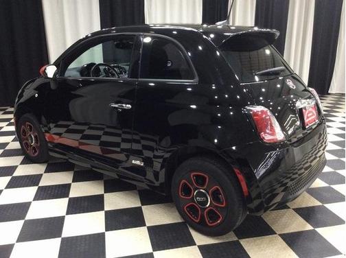 2016 FIAT 500e Battery Electric