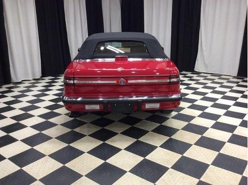 1989 Chrysler TC by Maserati Turbo