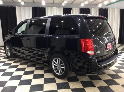 2016 Dodge Grand Caravan AVP/SE