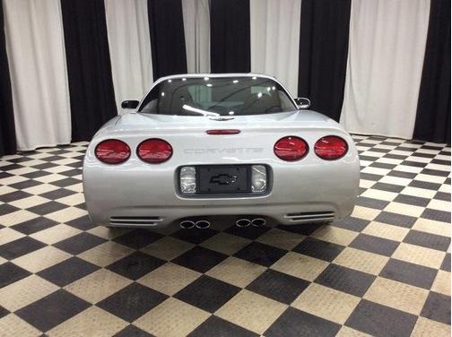 2002 Chevrolet Corvette Base