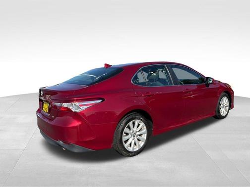 Red 2019 Toyota Camry LE