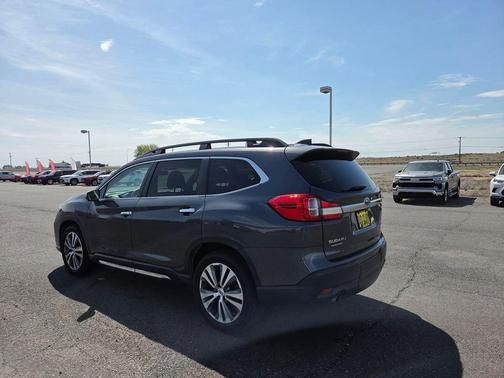 Magnetite Gray Metallic 2021 Subaru Ascent Touring 7-Passenger