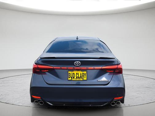 Beige 2019 Toyota Avalon XLE Touring