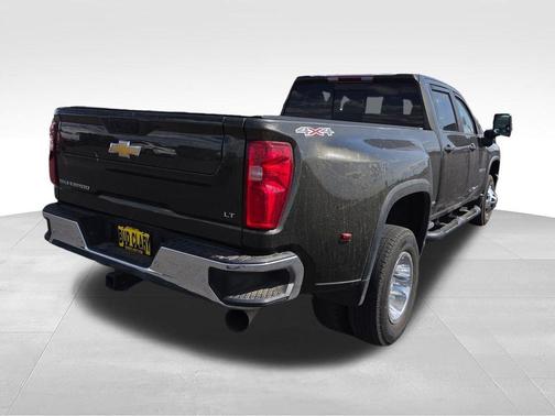 Green 2022 Chevrolet Silverado 3500 LT